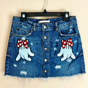 Zara Disney Denim Mini Skirt with Minnie Mouse Red Bow Accents Button Fly Size 8